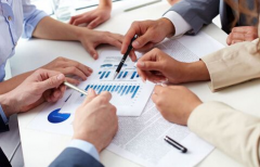 如何解決企業(yè)績效考核中的人情現(xiàn)象？