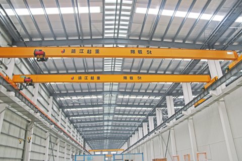 “科技創(chuàng)新，服務(wù)為上”是起重機(jī)市場的生存法【靖江起重】