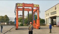 軌道式與移動式液壓龍門吊有何不同之處？