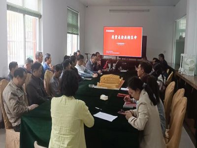 不斷提升產(chǎn)品質(zhì)量，做高質(zhì)量的起重機(jī)！