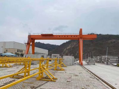 雙梁門式起重機的結(jié)構(gòu)性能體現(xiàn)在何處？