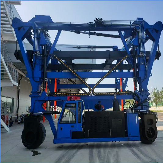 跨運車如何實現(xiàn)長久時間作業(yè)？
